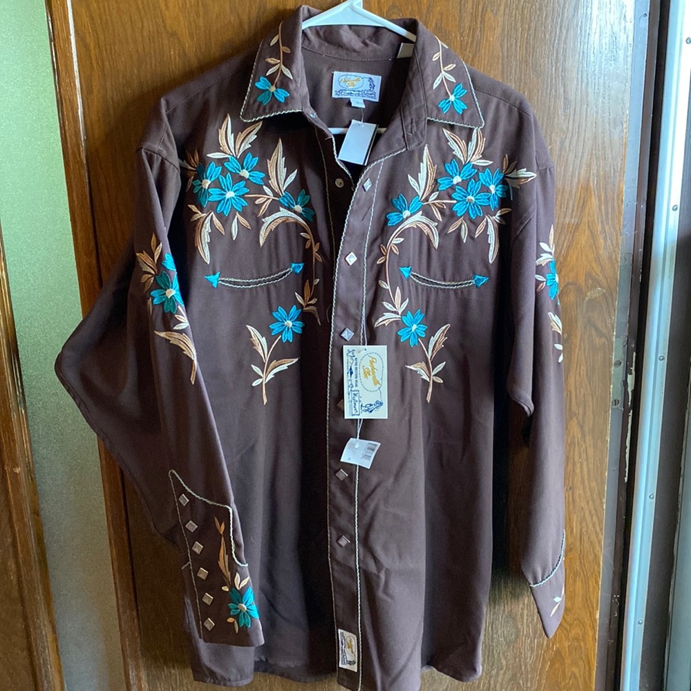 Brand New Panhandle Slim vintage embroidery shirt. Size S